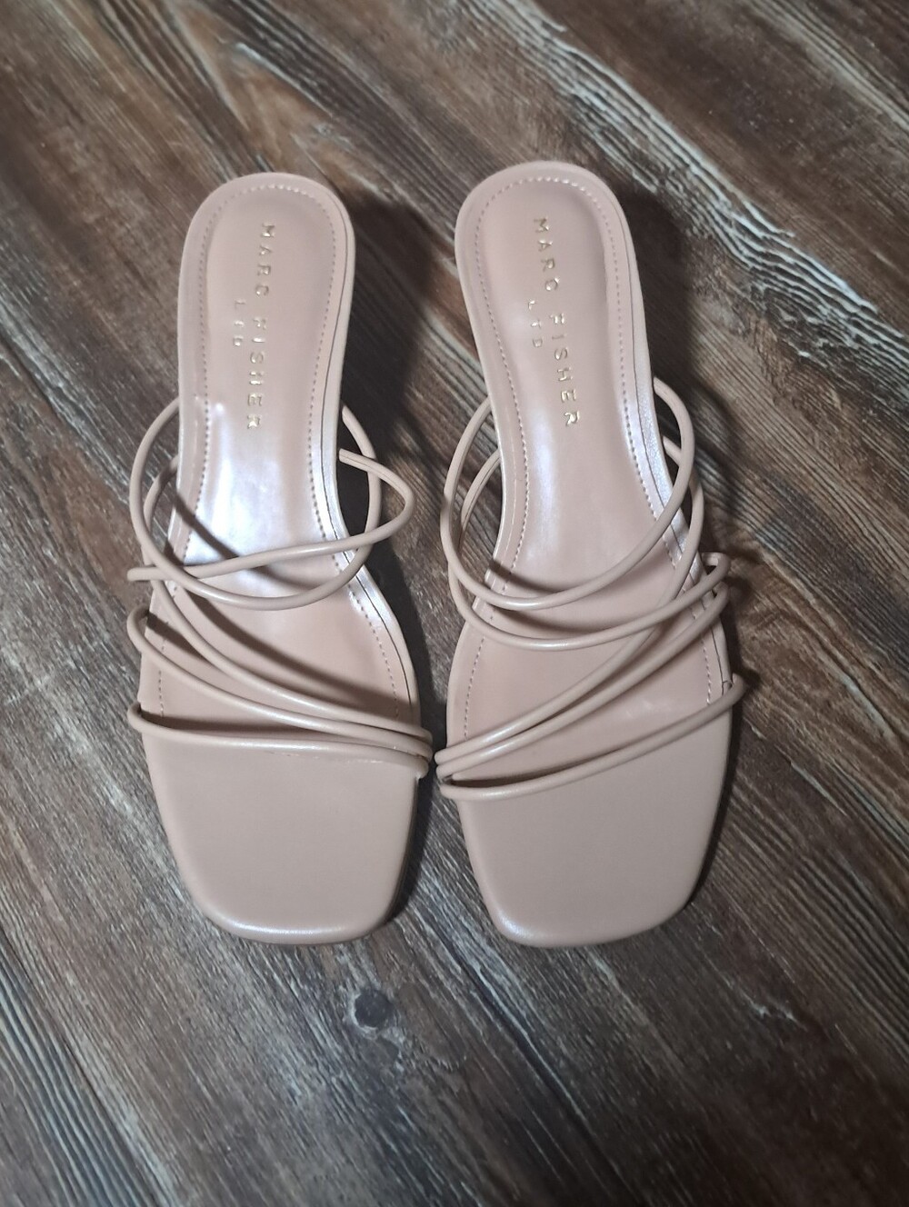 Marc Fisher LTD Nude Strappy Slide Leather Square Toe Kitten Heel Sandal Sz.7.5M
